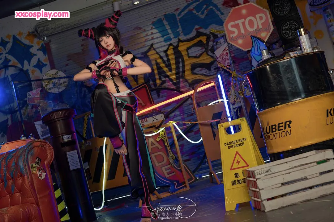 咬一口兔娘 - Street Fighter Juri Han